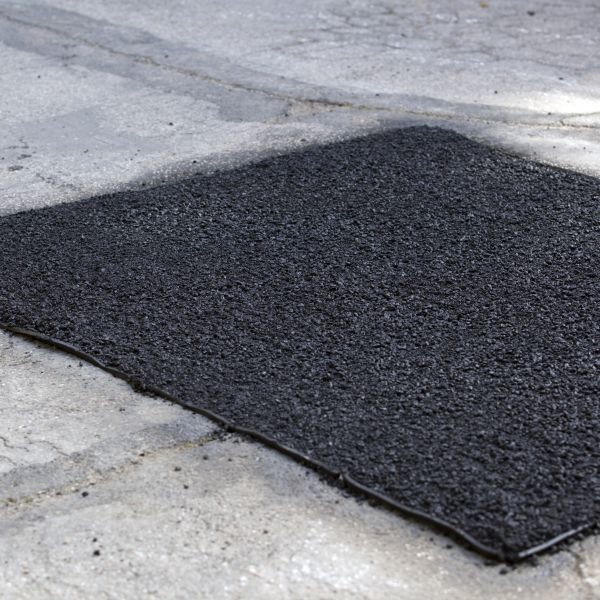 Asphalt Paving Repair Service